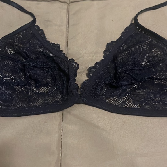 {NWOT} SAVAGE x FENTY Floral Lace Triangle Bralette - Picture 8 of 13